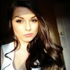 Bethany Roe's Instagram, Twitter & Facebook