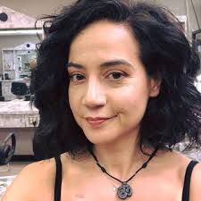 Ismini Moves You (@IsminiMovesYou)