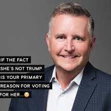 Steve Keefe's Instagram, Twitter & Facebook