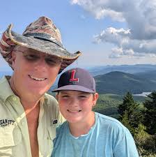 What is the best track size for Losi NASCAR stockcars?