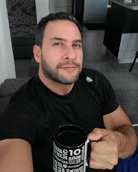 Lo mejor de la tarde! El café 😍😍😍 . . . #café #coffee #monday #venezuela  #beard #home #homedecor #black #life #cute #love #style #follow #instagood  #instagram #instadaily #fashion #beautiful #viral #photography  #photooftheday #picoftheday #art #happy