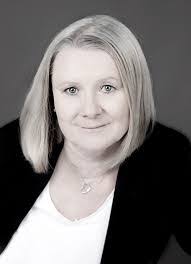 Sheila Fraser's Instagram, Twitter & Facebook