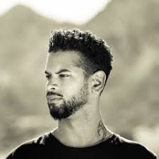 Stream Melanie Crespo music