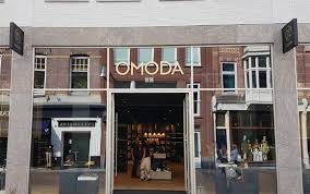 Eindhoven airport ( iata : Breda Omoda