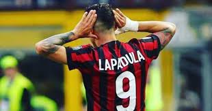 Ac milan as roma atalanta benevento bologna cagliari crotone fiorentina genoa hellas verona internazionale juventus lazio napoli parma sampdoria sassuolo spezia torino udinese. La Maldicion Del 9 Del Milan Y Su Larga Lista De Victimas Entre Ellas Gianluca Lapadula Italia America Deportes