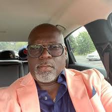 Randal Robbins's Instagram, Twitter & Facebook