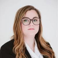 Ciara Lowe's Instagram, Twitter & Facebook