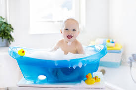Since bathing can be stressful in the. Four Safe And Easy Steps To Bathe Your Baby Ewmums Com