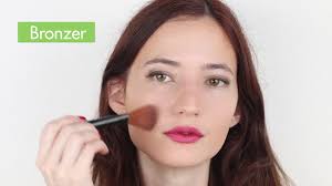 How to Do Makeup for Hazel Eyes: 14 Steps (with Pictures)