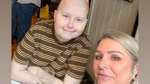 Fundraiser for Amanda Crosby by nadia cooney : Please donate to help, big  or small x