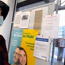 Weitere informationen dazu erhalten sie in unseren datenschutzhinweisen. Protest Gegen Sparda Bank Filialschliessung In Frankfurt Frankfurt