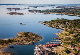 Stockholm alone has over 30,000 beautiful islands, which makes it even harder to choose where to go, especially if you are on a short trip. Island Holidays In Sweden Visit Sweden