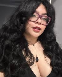 Bella Arevalo's Instagram, Twitter & Facebook