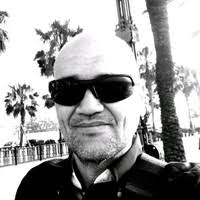 50+ perfiles de «Oscar Raya»