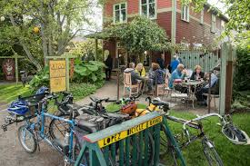 Lopez island is roughly 15 miles long and 4 miles wide with a population just over 2,000 people. Vita S Wildly Delicious On Lopez Island Waggoner