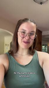 Alice Whiteside's Instagram, Twitter & Facebook