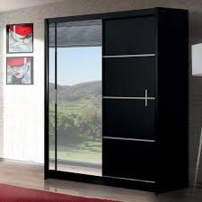 Der dreitürige kleiderschrank tulln extra in weiß und stone grey bietet ihnen vielfältige aufbewahrungsmöglichkeiten. Selsey Schwebeturenschrank Kleiderschrank Kaufland De