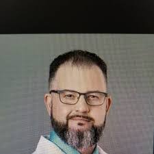 Megan Wray's Instagram, Twitter & Facebook