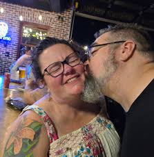 Wititudes · 和Lisa Taylor-roden 与其他3 位用户一起