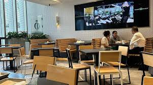 ‫Shake Shack Theater District, مدينة نيويورك - تعليقات حول المطاعم -  Tripadvisor‬‎