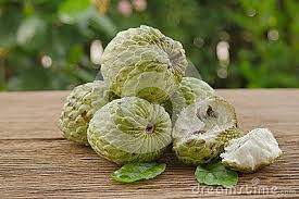 Corossol Ou Fruit De Pomme Cannelle Corossol Pomme Fruit
