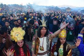 El 21 de junio de cada año se celebra el bolivia el año nuevo aymará, fiesta nacional donde es celebrado el solsticio de invierno. Trabajo Ratifica El Feriado Nacional Del 21 De Junio Por Ano Nuevo Andino Los Tiempos