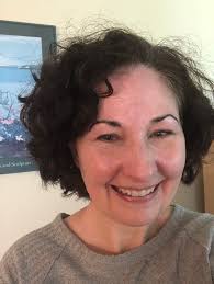 Even after more than 30 years of teaching, what I learned from Dr Lea  Pearson has profoundly changed my pedagogical approach, resulting in more  autonomous students, a more collaborative environment, healthier playing,