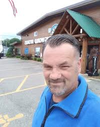 34 year old Casper guy here wouldn't mind taking a lady to the fair 😃👍.