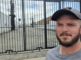 Jason Bayer's Instagram, Twitter & Facebook