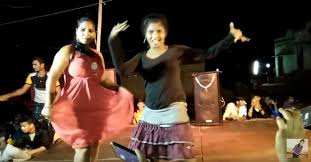 Is there a way to record a telugu dance? Recording Dances At Anakapalli Rural Villages à°—à°£à°ªà°¤ à°µ à°•à°¤ à°…à°¶ à°² à°² à°¡ à°¯ à°¨ à°¸ à°²