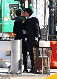 Ewan mcgregor news, gossip, photos of ewan mcgregor, biography, ewan mcgregor girlfriend list 2016. Ewan Mcgregor Hat Einen Schweren Fall Von Welpen Zu Lieben Wie Er Aktien Kiss Aktuelle Boulevard Nachrichten Und Fotogalerien Zu Stars Sternchen