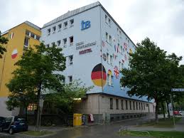 Guests can surf the web using complimentary wireless internet access. Bettwanzen Im Zimmer Hostel Haus International Munchen Holidaycheck Bayern Deutschland