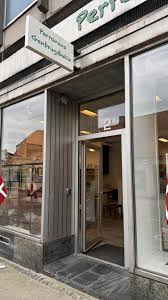 Perronens Genbrugsbutik