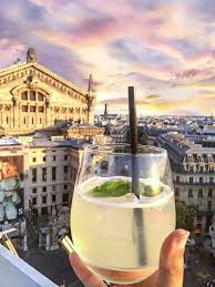 Les Terrasses Avec Une Belle Vue De Paris Pour L Ete 2020 Belle Vue Vue De Paris Paris