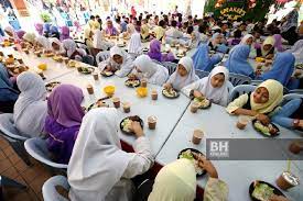 St theresa's kindergarden (60 m,), 小太阳天地 (248 m,), sekolah kebangsaan sultan sulaiman ii (319 m,), taska harma (453 matuoklis), tadika yayasan islam terengganu. 20 619 Calon Menduduki Upsr Di Terengganu