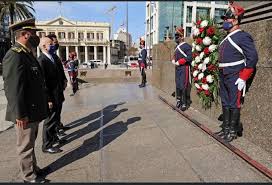 Nell'attacco a goma, in congo, sono morti l'ambasciatore italiano luca attanasio e un carabiniere che era nel convoglio con il diplomatico. In Una Solenne Cerimonia L Ambasciatore Aldo Lamorte Y El Maie Primeros En Uruguay Facebook