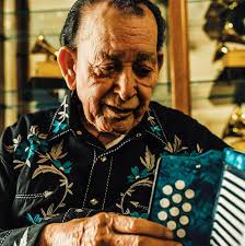 Planning our trip to outer space via the #zathura house! #pasadena  #losangeles #film #fathersday