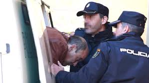 Boxeador mexicano llama plaga a la comunidad lgbt. La Autopsia No Aclara Las Causas De La Muerte Del Asesino De Roberto Larralde Y Habra Que Esperar A Otros Informes Cyltv Es