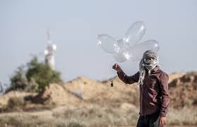 The balloons caused around 20 fires in open fields in southern israel. Palestinians Fire Incendiary Balloons Towards Israel Al Bawaba