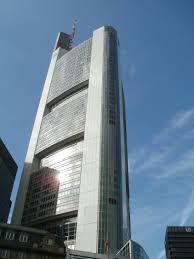 Commerzbank headquarters in frankfurt, germany was completed in 1997 by foster + partners. Commerzbank Frankfurt Germany First Skyscraper In Europe