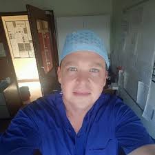 What a brilliant way to spend a Saturday evening with 8,394 others watching  Southend United Football Club bring home 3 points in the promotion push.