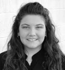 Robyn Crouch's Instagram, Twitter & Facebook