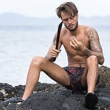 Find and save images from the dave roelvink collection by ~joëlle (joellexdioni) on we heart it, your everyday app to get lost in what you love. Dave Laat Bijzondere Tattoo Plaatsen Ditjes Datjes