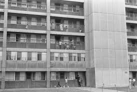 Closest intersection 26th / state street. Inside The Cabrini Green Homes Chicago S Infamous Housing Failure