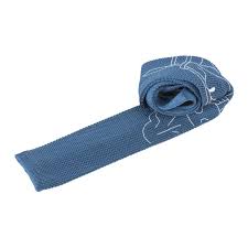 Check spelling or type a new query. Hermes Tie Tete A Tete Equestre Tricot De Soie Blue Jean Blanc For Sale At 1stdibs
