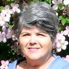 Joanne Leone's Instagram, Twitter & Facebook