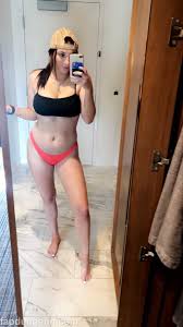 Abbey Wilson video - hypnotic and unfiltered footage