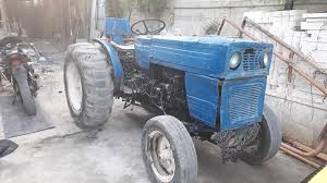 تركتر فيات روماني موديل 87 سوق البلد Tractors Vehicles