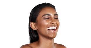 Geri Hardy's Instagram, Twitter & Facebook