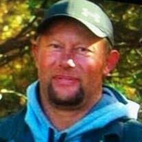 Mike Vincent's Instagram, Twitter & Facebook